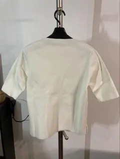 ブラーミン BRAHMIN 白の半袖ニットトップス