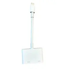 Apple純正品　iPhone Lightning-DigitalAVアダプタ