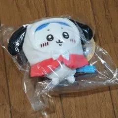 ちいかわ　サンリオ　マスコット　ハチワレ