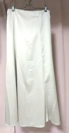 GU　 フレアロングスカート XLサイズ　ストラップ付き