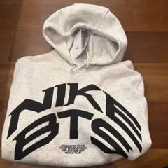 新品・限定 NIKE × BTS コラボ フーディー ARIRANG 【L】 - メルカリ