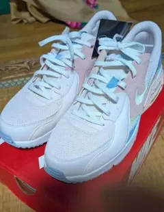 Nike エアマックスエクシー　ピンク系　28.5cm