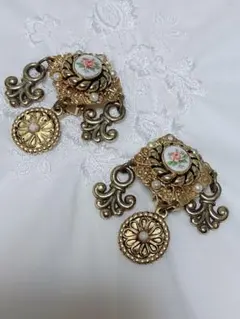 ヴィンテージ　アンティーク　ゴールド　イヤリング　164