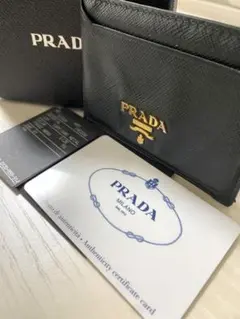 【正規品・箱・袋付き】PRADA プラダ 黒レザー パスケース 名刺入れ