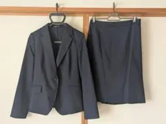 レディーススーツ LES MUES 紺 スカートスーツ