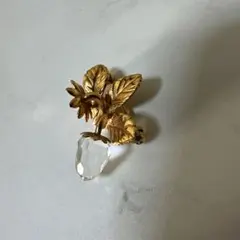 スワロフスキー いちごクリスタルブローチ ヴィンテージ風