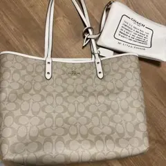 【美品】COACHリバーシブルPVCトートバッグ　ポーチ付