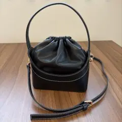 【未使用】2WAY 巾着型 ハンドバッグ ショルダー ブラックのサムネイル