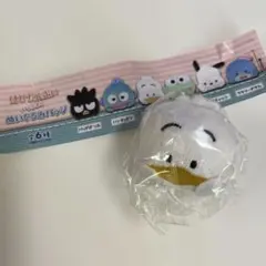 はぴだんぶい　つかまりぬいぐるみバッジ　ガチャガチャ　あひるのペックル