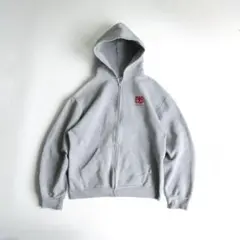 russell パーカー