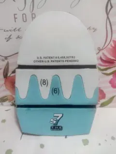 ボウリングシューズ