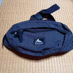 ボディバック ボディバッグ