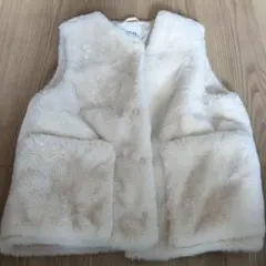 ZARA　フェイクファーベスト　140
