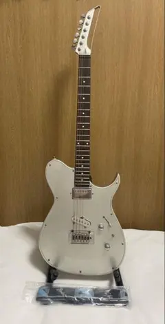 RAZO GLAYN レイゾ グレイン エレキギター 本体 布袋 GUITARのサムネイル