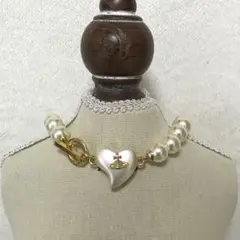Vivienne Westwoodのハートパールチョーカー