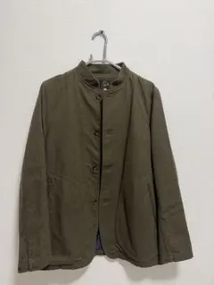 オリーブ色 ミリタリージャケット
