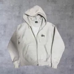 Stussy グレー ジップアップパーカー 新作STUSSY グレー ジップアップ パーカー