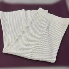 新品未使用　シーナリー　ニットリブスカート