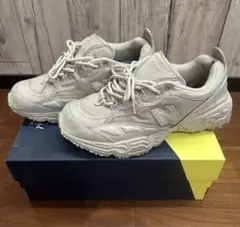 オークション スニーカー