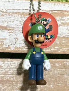 ☆ スーパーマリオ　ルイージキーホルダー　ルイージ　キャラクターグッズ　置物☆