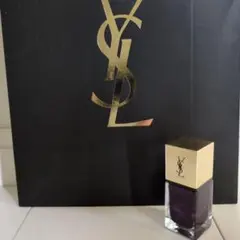Yves Saint Laurent パープル マニキュアのサムネイル