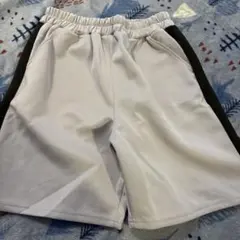 ライトグレー 半ズボン Bサイズ