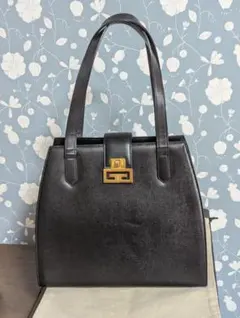 GIVENCHY ヴィンテージ レザーバッグ がま口タイプ - メルカリ