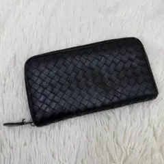 ボッテガヴェネタ　長財布　イントレチャート　ラウンドジップ　ブラック　レザー