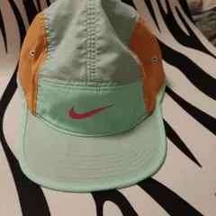 美品！Nike カラーキャップ　登山用　エメラルドグリーン　オレンジ