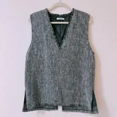 Item thumbnail for item 939edeef-04eb-428e-ada2-3dd89faf48cc