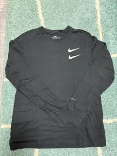 NIKE 長袖Tシャツ ブラック Mのサムネイル