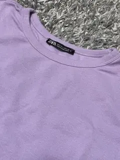 ZARA クロップド丈 Tシャツ