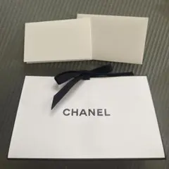 CHANEL シャネル　ギフトボックス　メッセージカード　ショッパー
