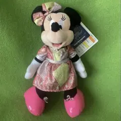 ディズニーリゾート超美品 ナイトフォールグロウ ミニー ぬいぐるみバッジ タグ付