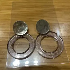 SMELLY 透明紫色のアクリルイヤリング　新品
