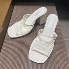 オフホワイト メッシュサンダルのサムネイル