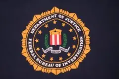 【USA製オフィシャル】FBI 連邦捜査局 プリントTシャツ ネイビー Lのサムネイル