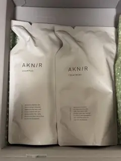 25 AKNIR アクニー　シャンプー　トリートメント　詰め替え　セット　梨花