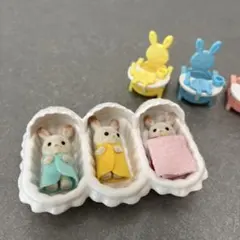 お値下げ❣️ シルバニアファミリー　ショコラウサギのみつごちゃんお世話　セット