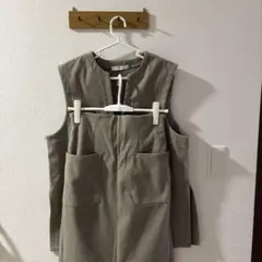 グレー ノースリーブベストセットアップ