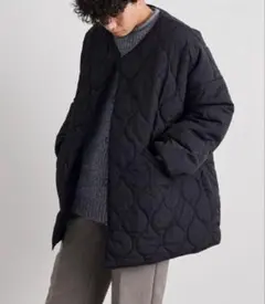 リバーシブル中綿ノーカラーキルティング ミリタリーブルゾン