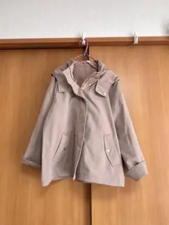 ベージュ フード付き マウンテンパーカー　しまむら　サイズLL