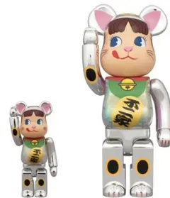BE@RBRICK 招き猫 ペコちゃん 桃金メッキ 100% & 400% ダブル小判で金運アップ祈願！不二家の桃金メッキの招き猫ペコちゃんの