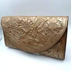 美品 カービングトライブス★フラップロングウォレット 長財布 レザー 本革のサムネイル