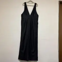 未使用　黒のVネックオールインワン　サイズ5L