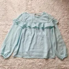 earth music&ecology 水色フリルブラウス