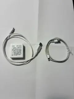 【純正】au 共通ACアダプタ &MicroUSB&Lightningケーブル