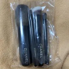 CHANEL メイクブラシセット 4本