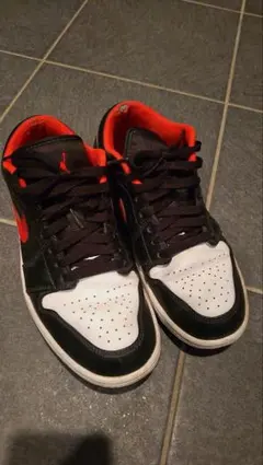 NIKE Air Jordan 1 Low
