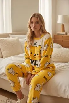 ルームウェアプーさんのフリースパジャマ